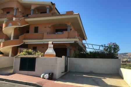 Castelsardo,Lu Bagnu Apartment ภายนอก รูปภาพ